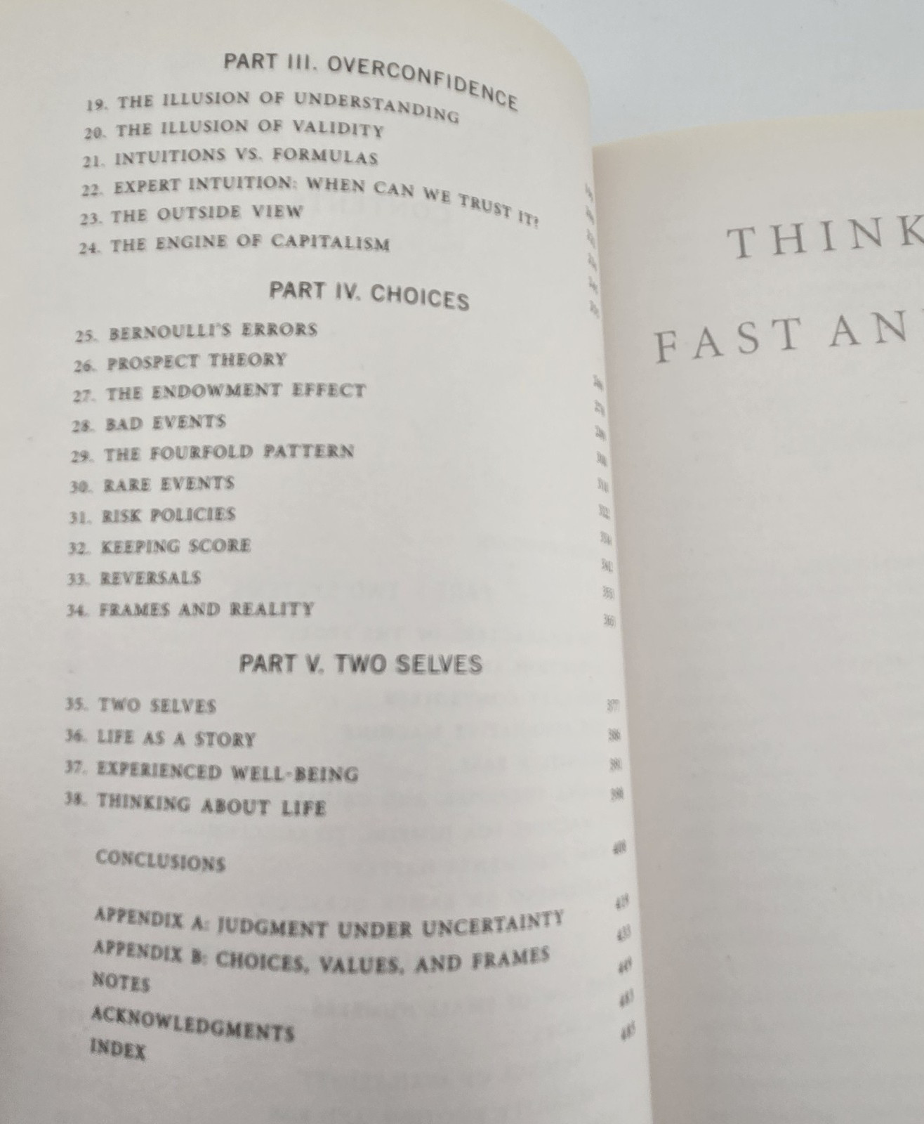 Thinking Fast and Slow by Daniel Kahneman 2012 Paperback Psychology Economics