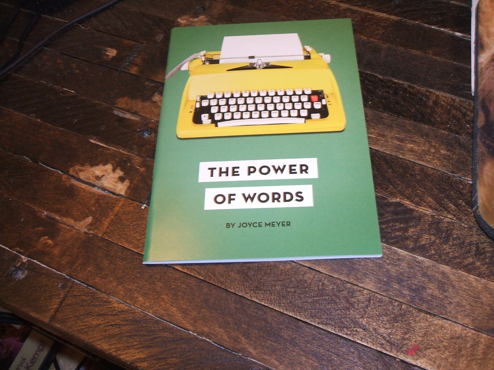 JOYCE MEYER POWER OF WORDS PB 44 PAGES NEW