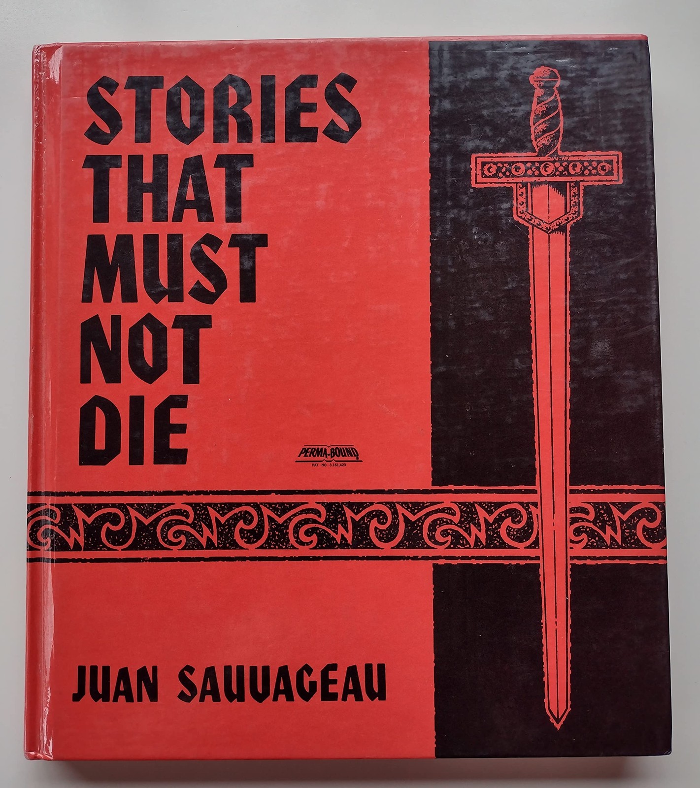 Stories That Must Not Die (English and Spanish Edition)
