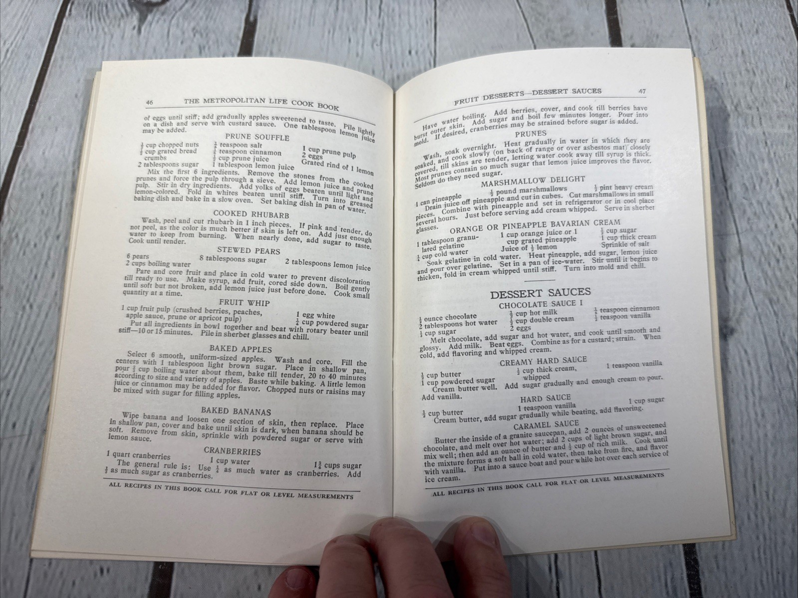 1950s METROPOLITAN COOK BOOK MCM LIFE INSURANCE COMPANY 64 PAGES RETRO VTG RARE