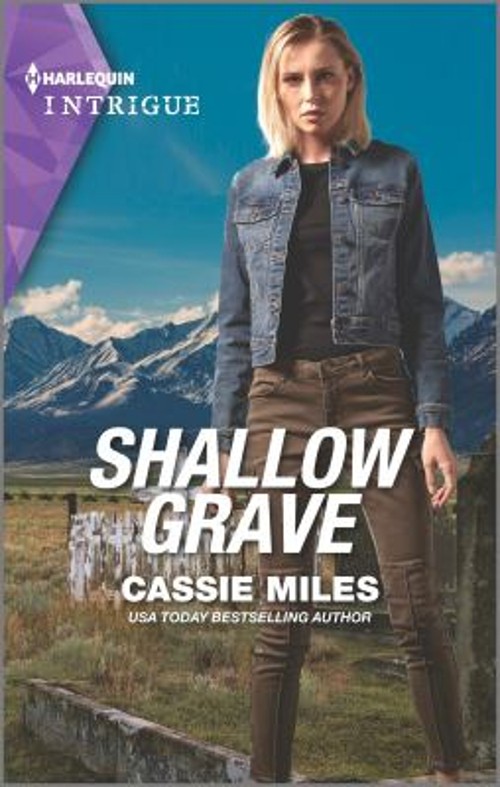 Shallow Grave Mass Market Paperbound Cassie Miles