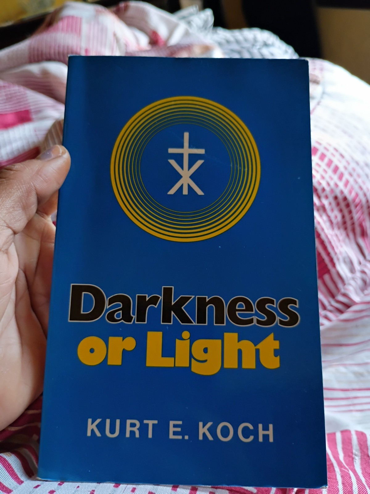 Book: DARKNESS OR LIGHT by Kurt E. Koch 1970 religion theology occult satan