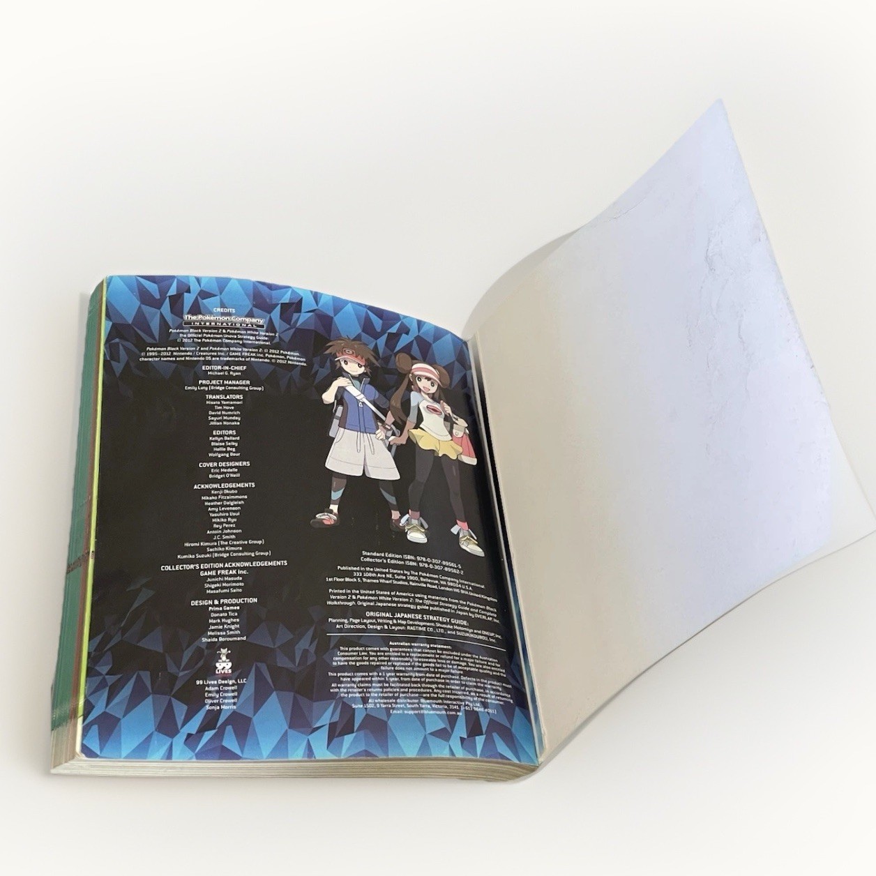 Pokemon Black & White Version 2 Official Strategy Guide Unova Vol 1 Nintendo DS