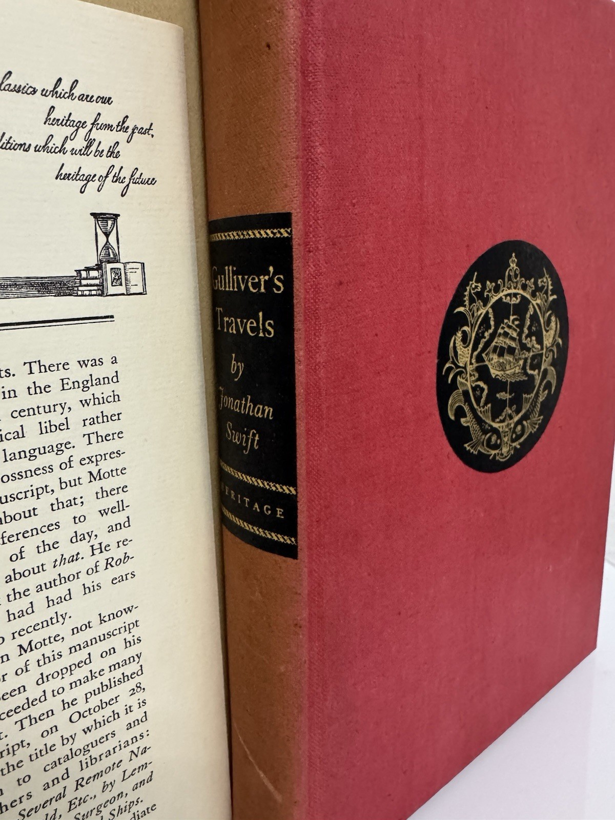 Gulliver’s Travels 1940 Heritage Press Illustrated Slipcase + Sandglass