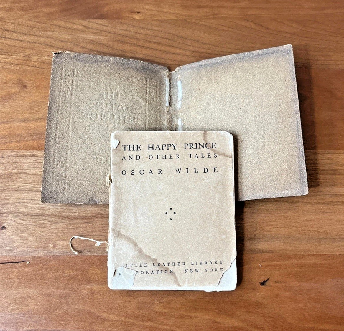 LITTLE LEATHER LIBRARY BOOK Oscar Wilde THE HAPPY PRINCE Vintage Green Leather