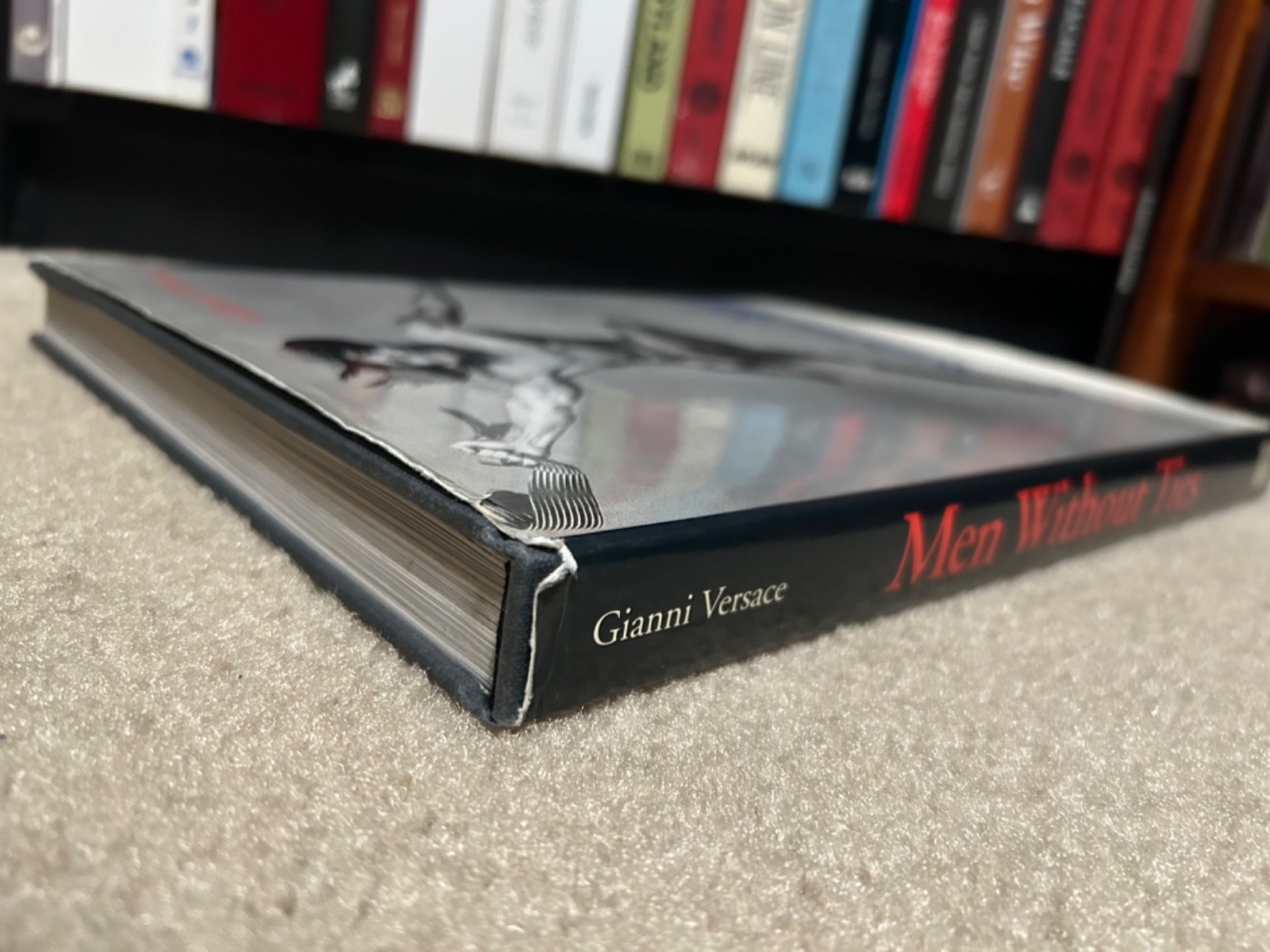MEN WITHOUT TIES by Gianni Versace (1994, Hardcover) Fashion/Photo Art Book