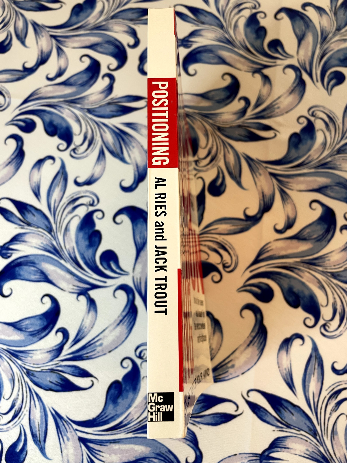 Positioning by Al Ries, Jack Trout, Marketing, 2001, Paperback, Gloss Cover