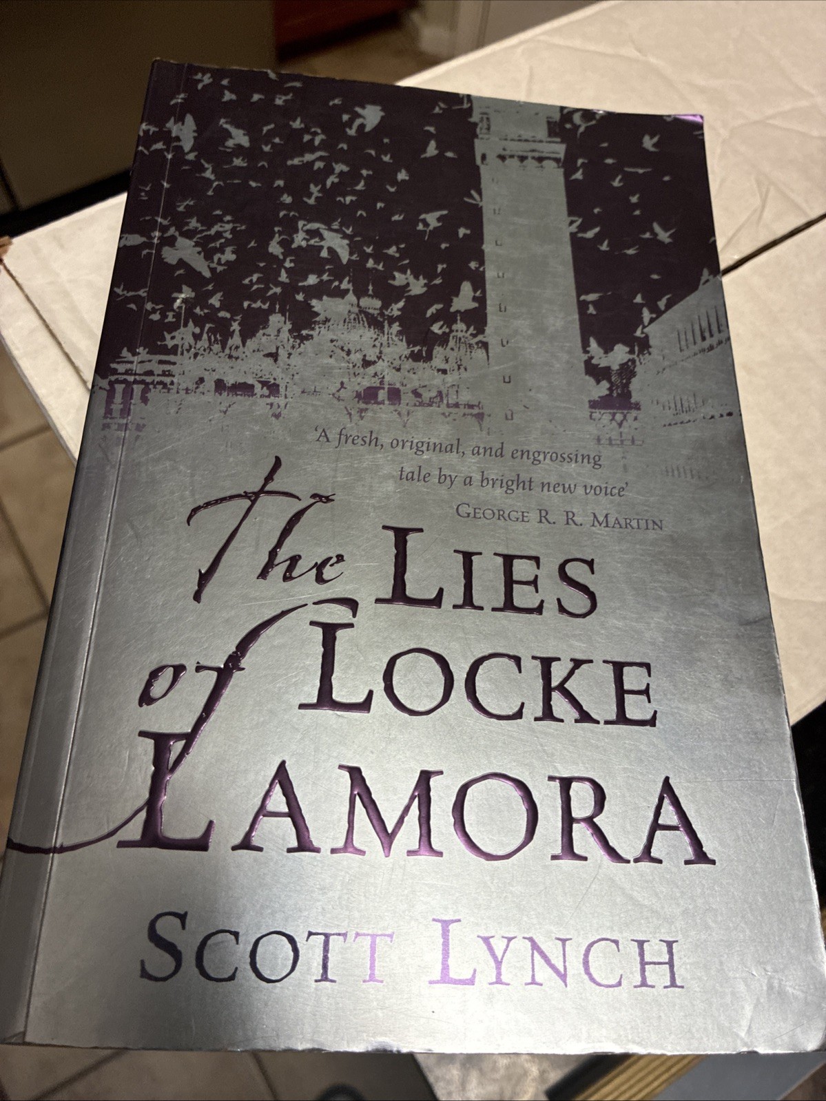 Lies of Locke Lamora by Scott Lynch (2006, Hardcover) Great Book