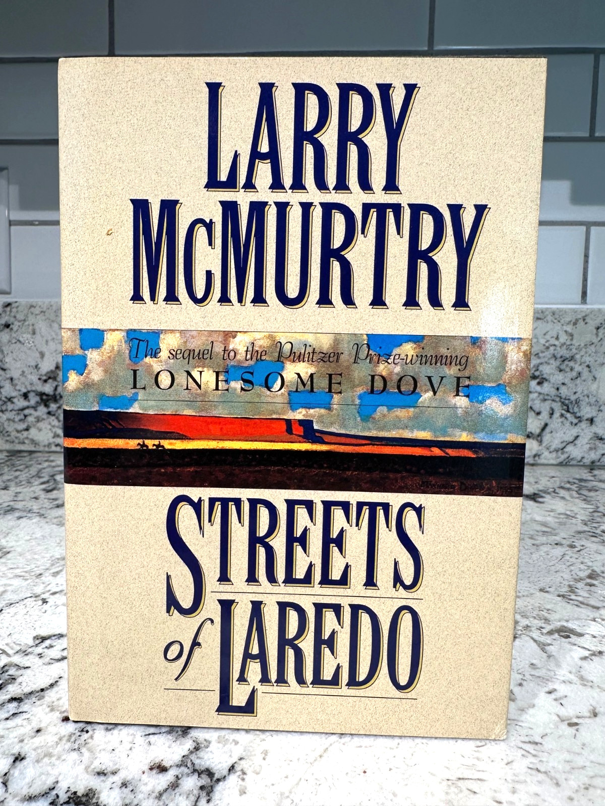 STREETS OF LAREDO Larry McMurtry HCDJ 1993 Simon Schuster Lonesome Dove Sequel
