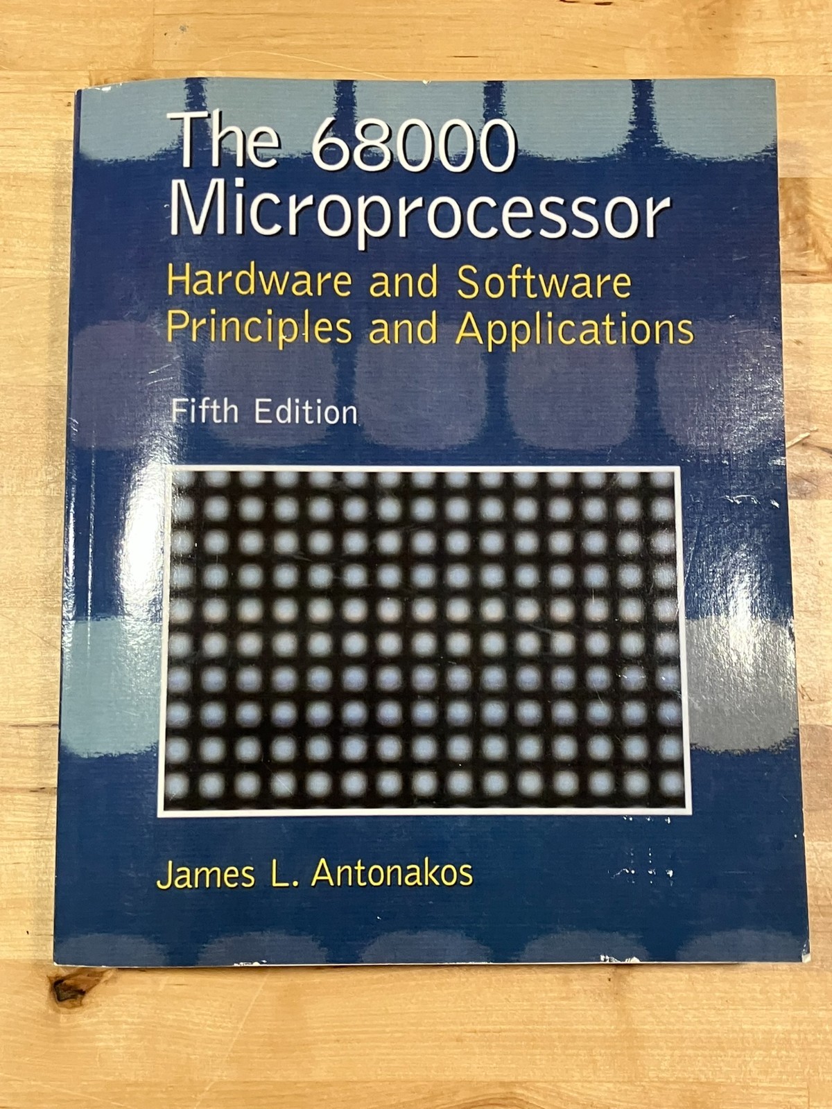 The 68000 Microprocessor, Antonakos, James L, Good Book