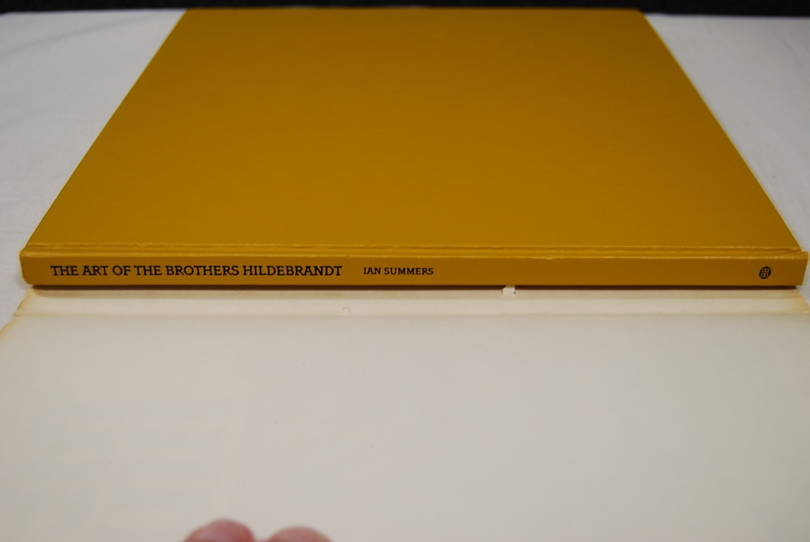 BOOK CLUB EDITION The Art Of The Brothers Hildebrandt 1979 HARDCOVER wDJ Tolkien