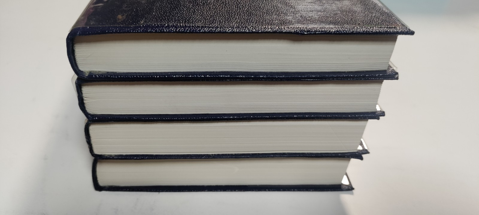 William Shakespeare – Complete Works – 4 Volume Set Collins, 1958 Leather -Boxed