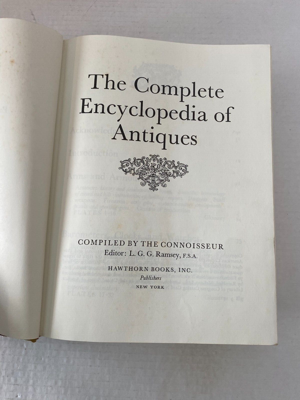 The Complete Encyclopedia of Antiques, L.G.G. Ramsey (Editor), 1962, 1,435 pages