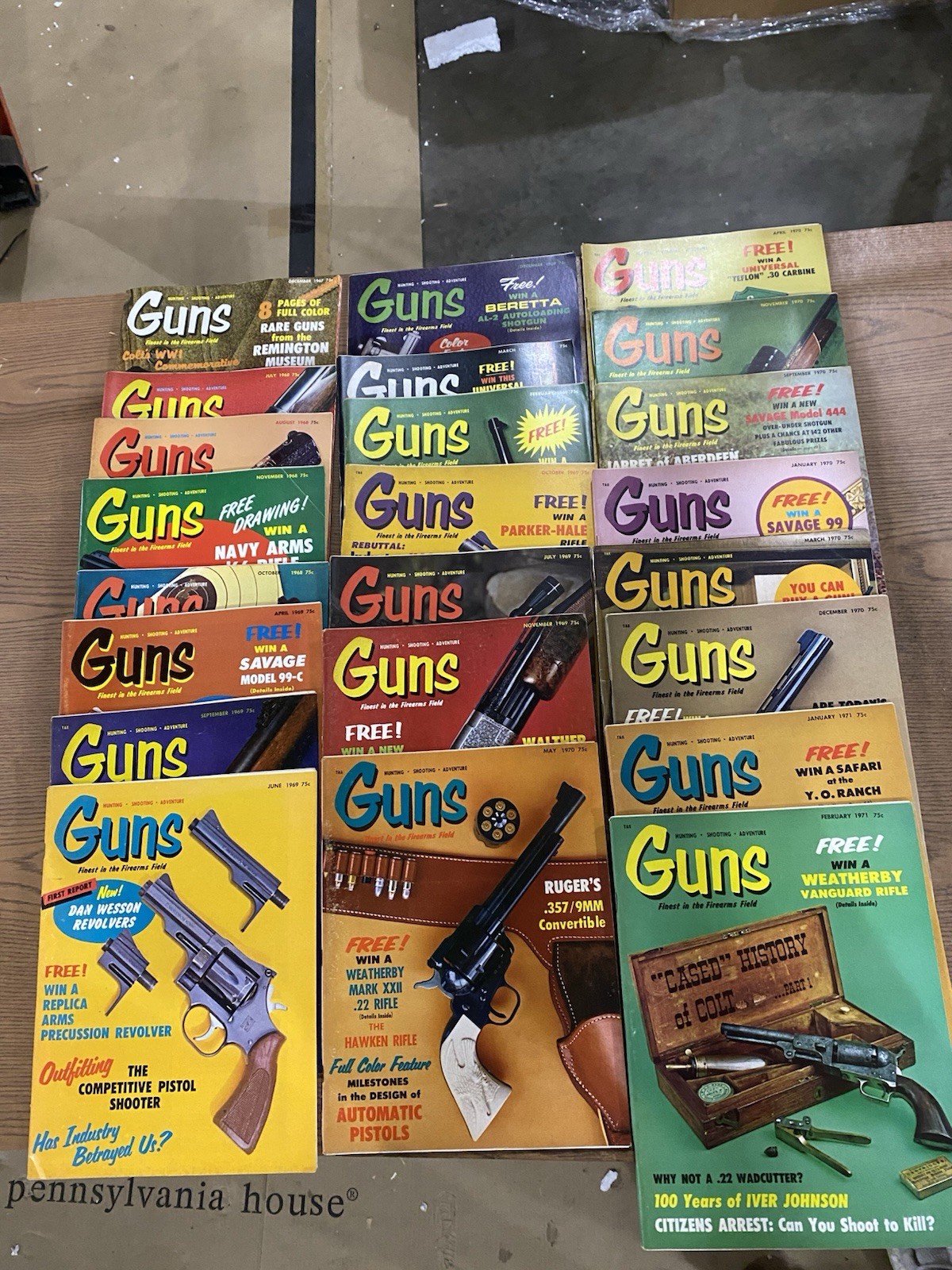 Vintage Lot Of 23 Guns Shooting Gun Magazines Ammo Rifles Handguns 1967-1971