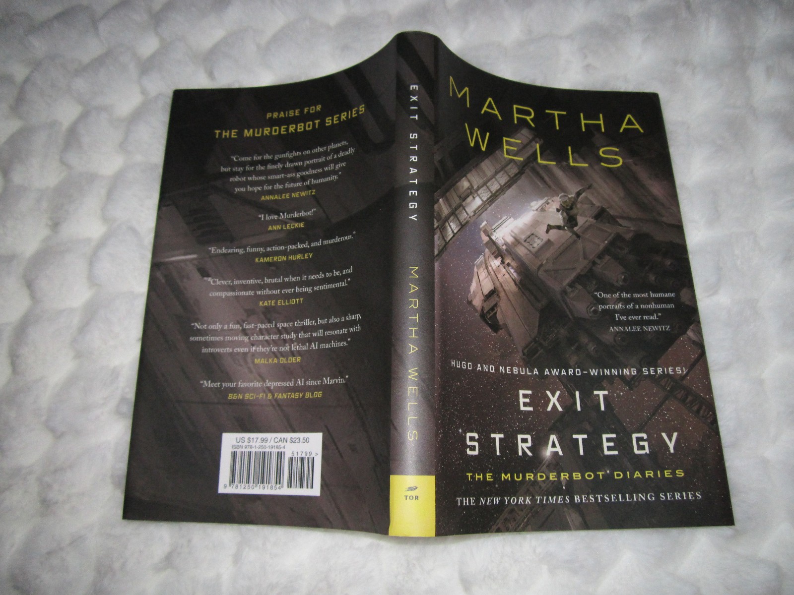 Exit Strategy : The Murderbot Diaries by Martha Wells (2018, Hardcover)