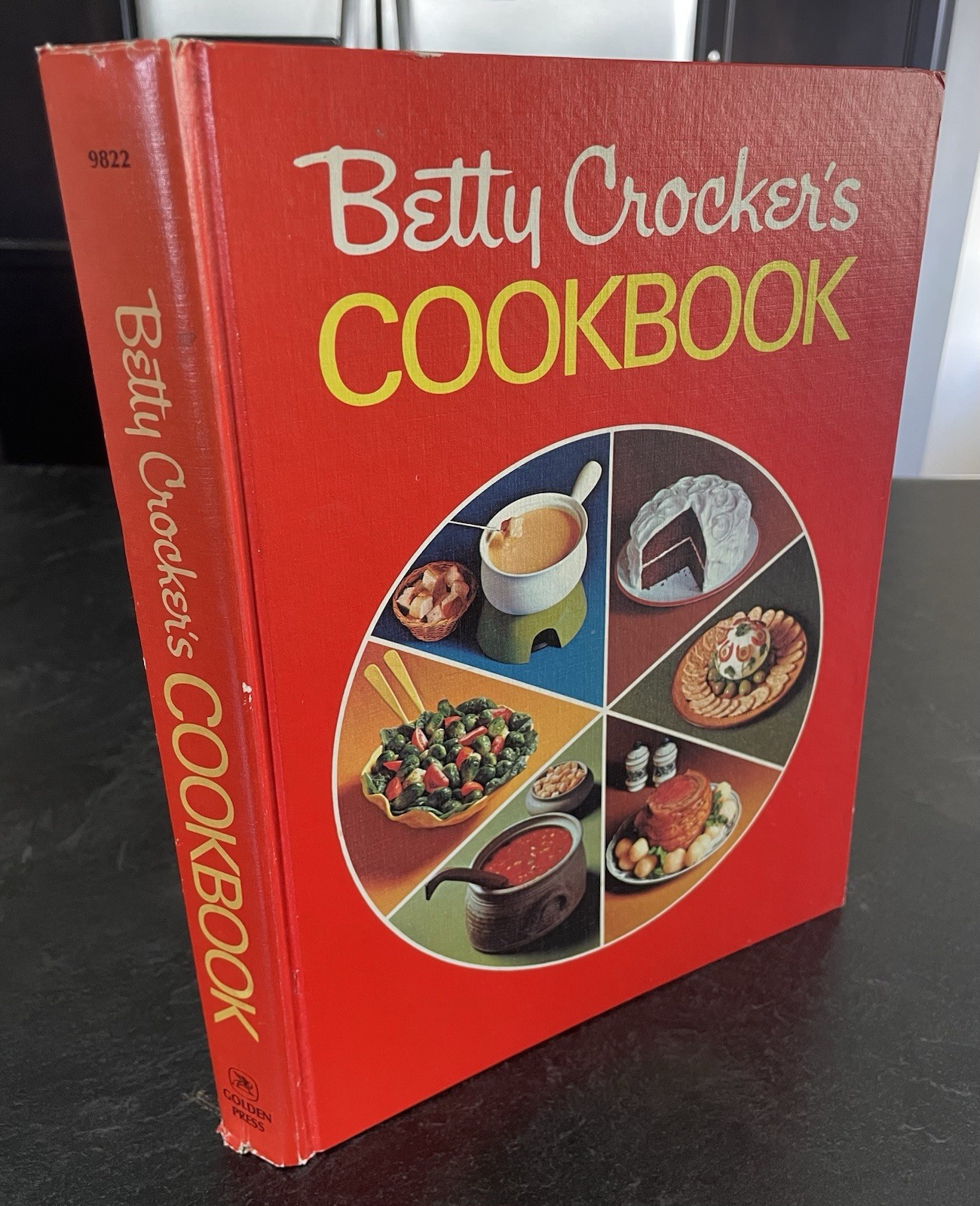 Vintage Betty Crocker’s Hardcover Cookbook (1969, First Printing)