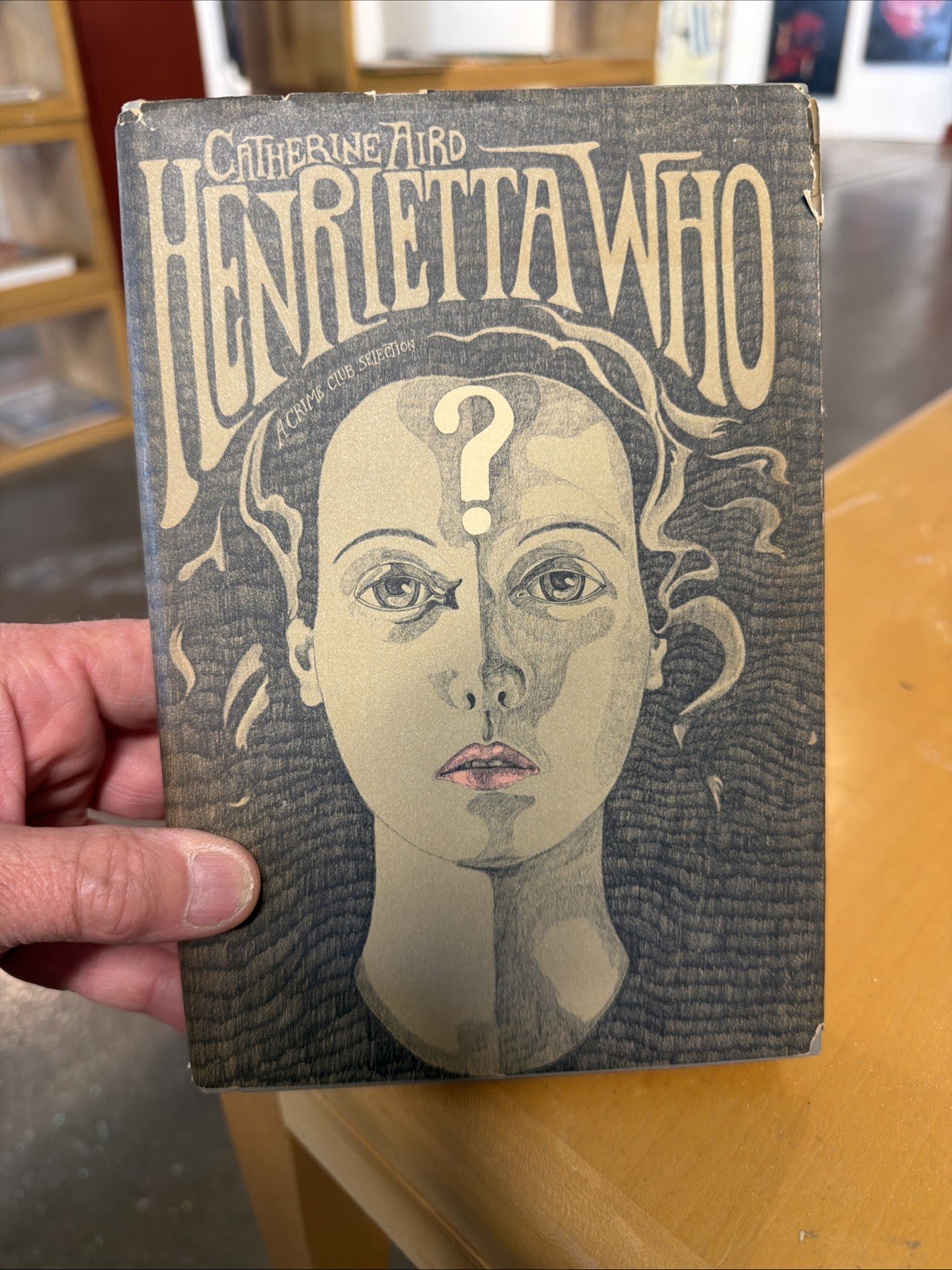 Henrietta Who? by Catherine Aird HCDJ 1968 BCE