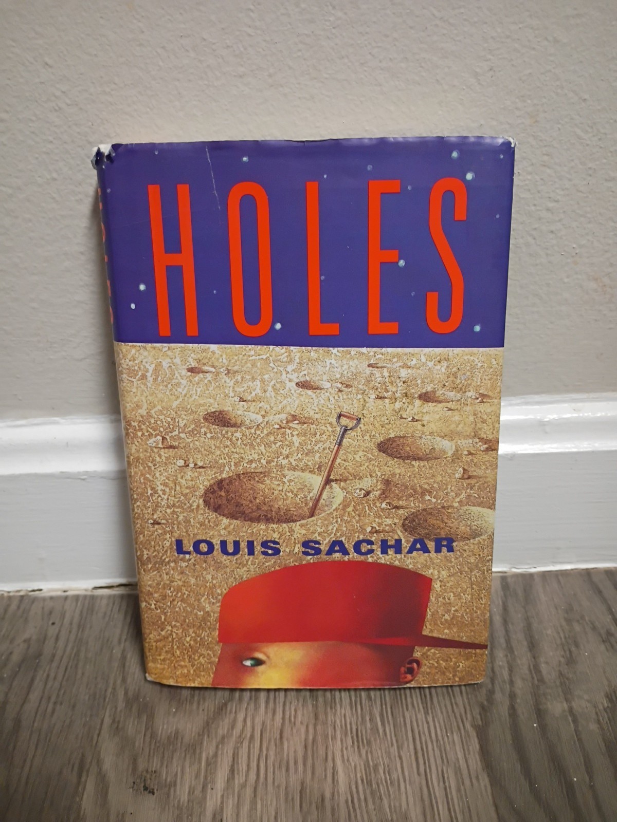 HOLES Louis Sachar 1st Edition 1999 HC/DJ Newbery Medal Winner 9th Print