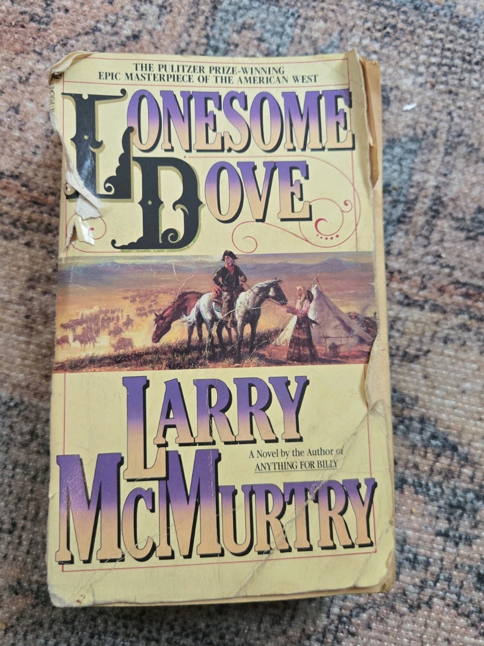 Lonesome Dove Larry McMurtry Pocket Books 1986 Paperback First Printing