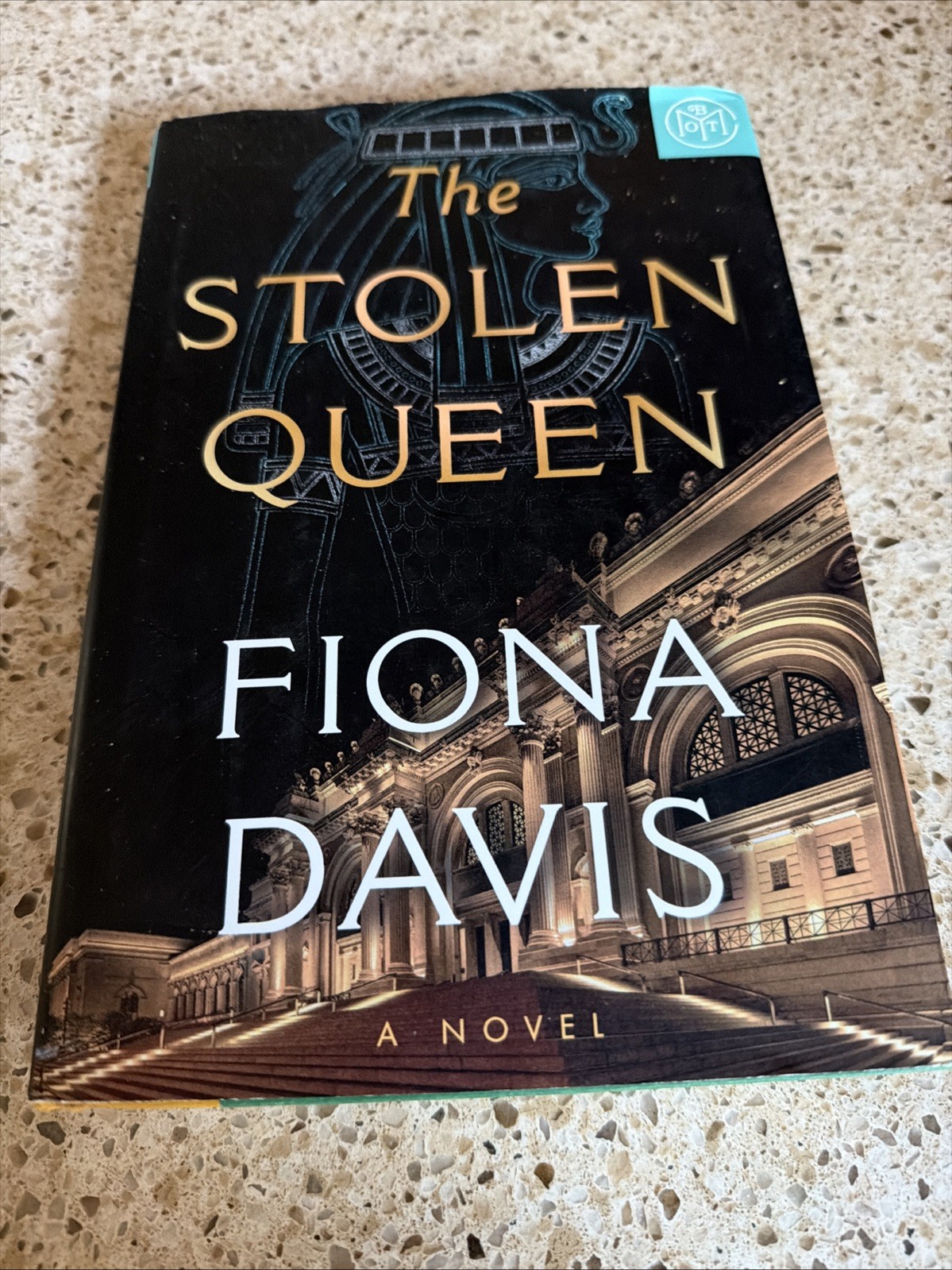 The Stolen Queen A Novel – EUC