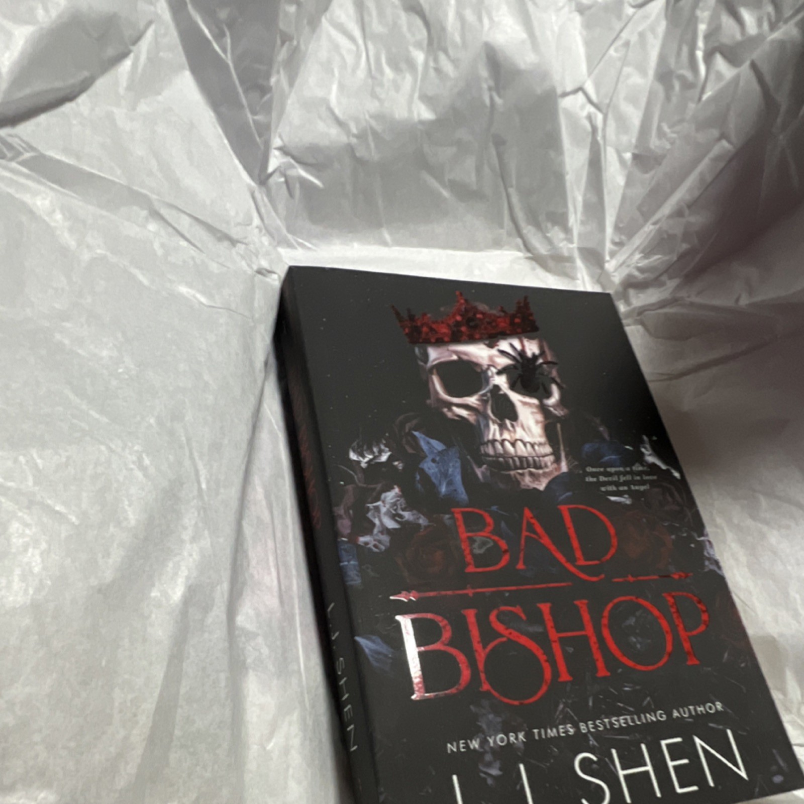 L.J. Shen Bad Bishop (Society of Villains) Paperback Novel, Bloom Books