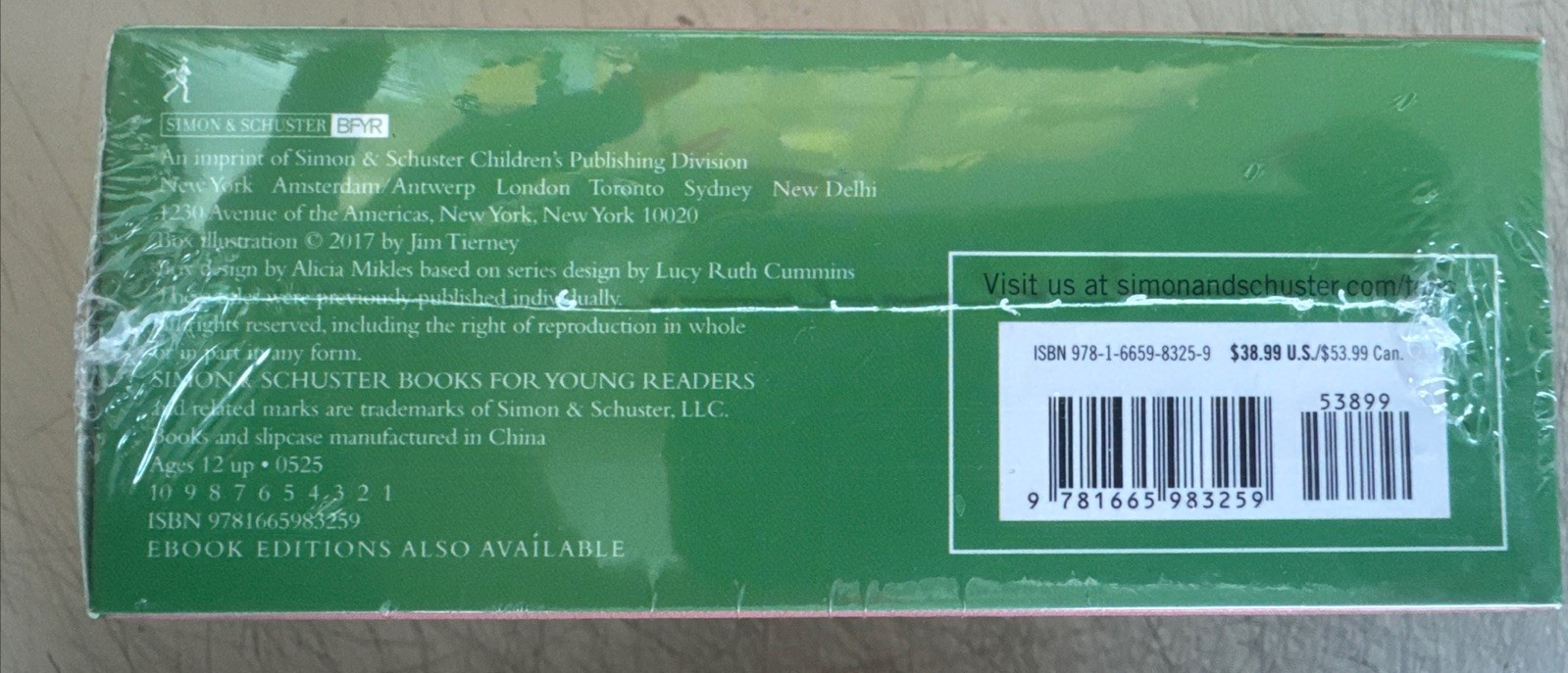 SEALED – The Complete Summer I Turned Pretty Trilogy Deluxe Boxed Set