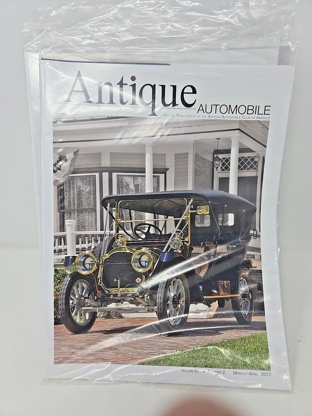 Lot 18 Antique Automobile Magazines 2018-2024 Antique Automobile Club Great Pix!