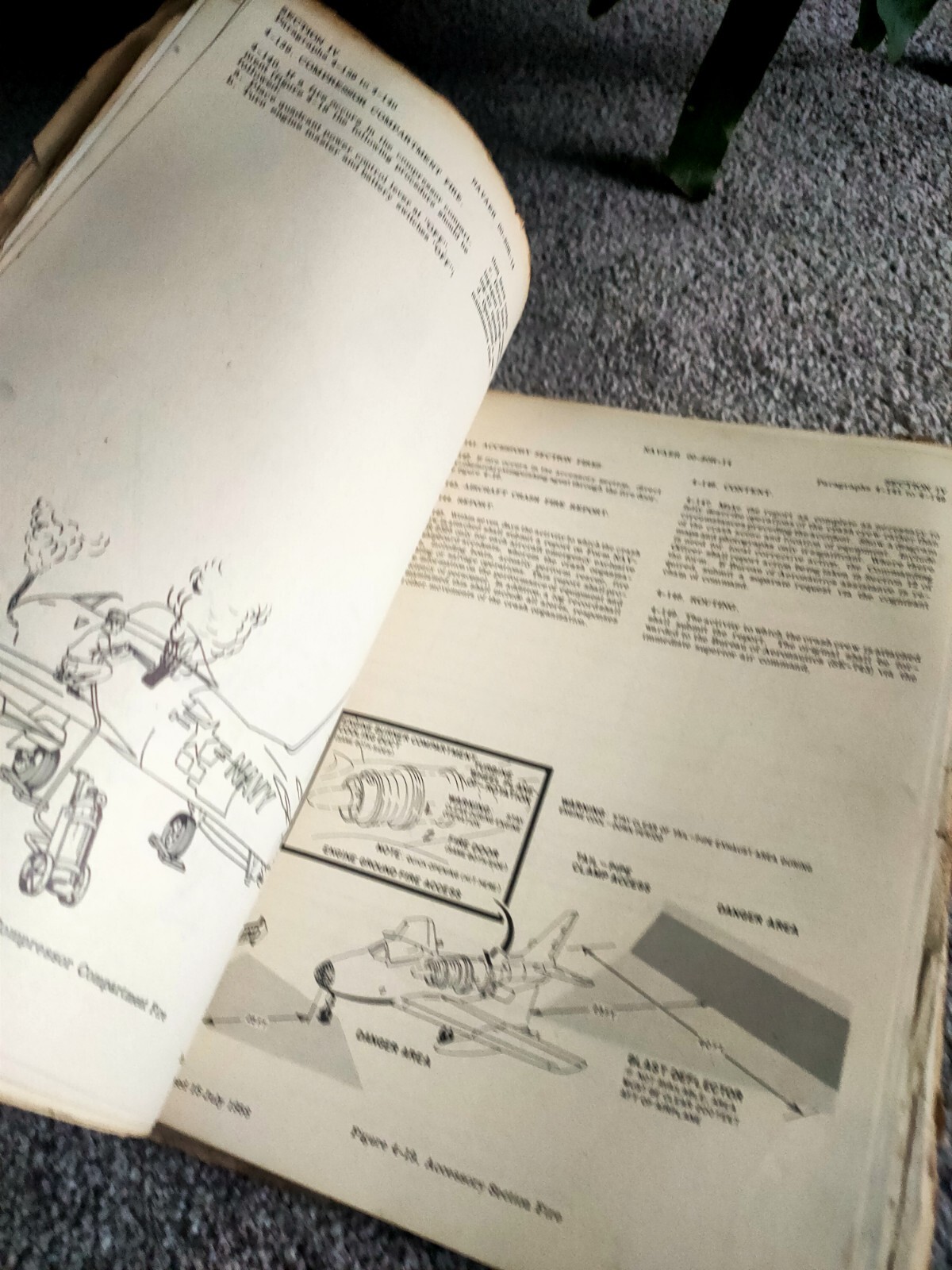 1958 AIRCRAFT FIREFIGHTING RESCUE MANUAL US 372 PAGES COMPLETE NAVAER 00-80R-14