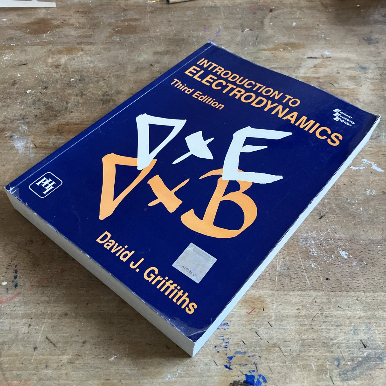 Introduction to Electrodynamics Third Edition David J. Griffiths Paperback Book