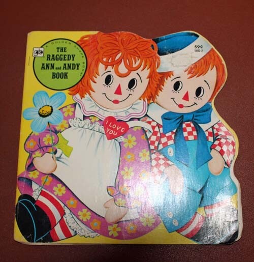The Raggedy Ann and Andy Book ~ A Golden Shape Book ~ Golden Press ~ 1979 SB