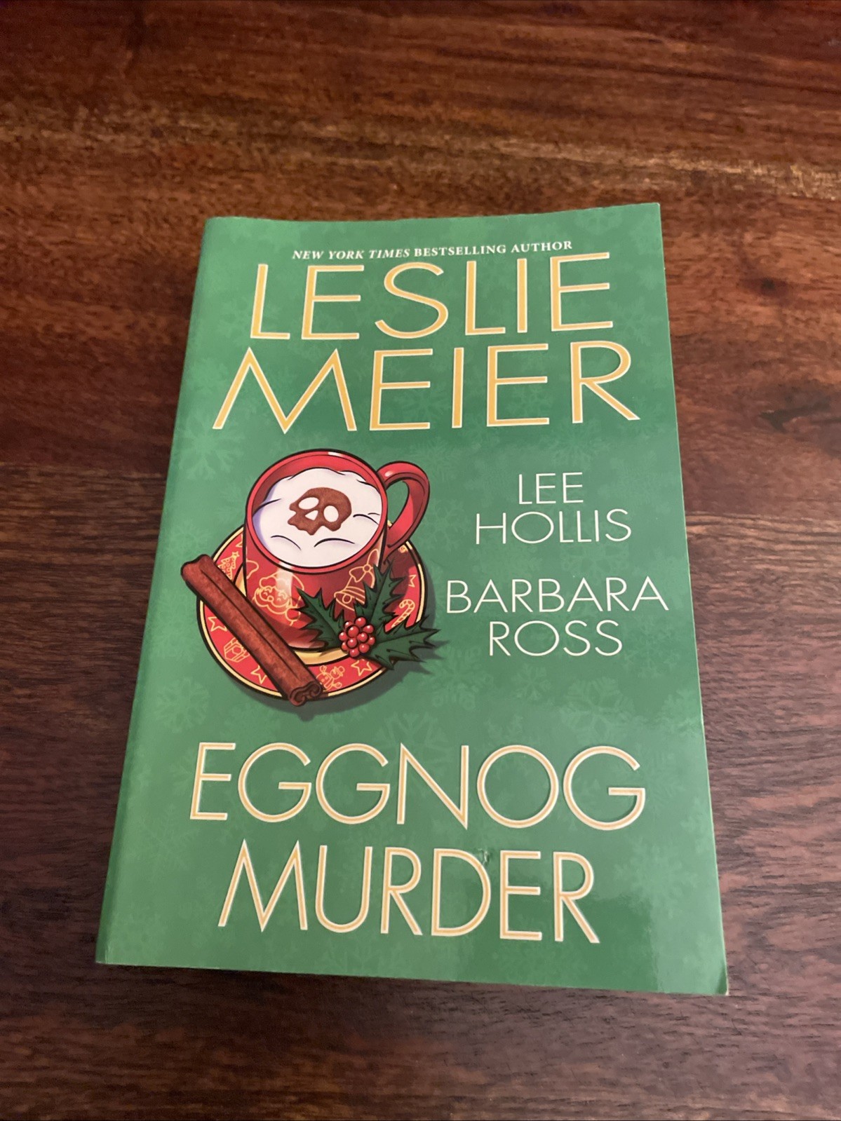 Eggnog Murder by Leslie Meier, Lee Hollis and Barbara Ross (2020, Trade…