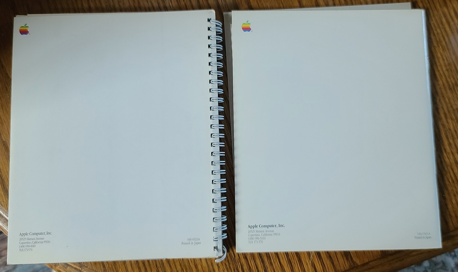 Lot of 2 Apple Macintosh User Guides ImageWriter II 1989 12″ RBG Display 1990