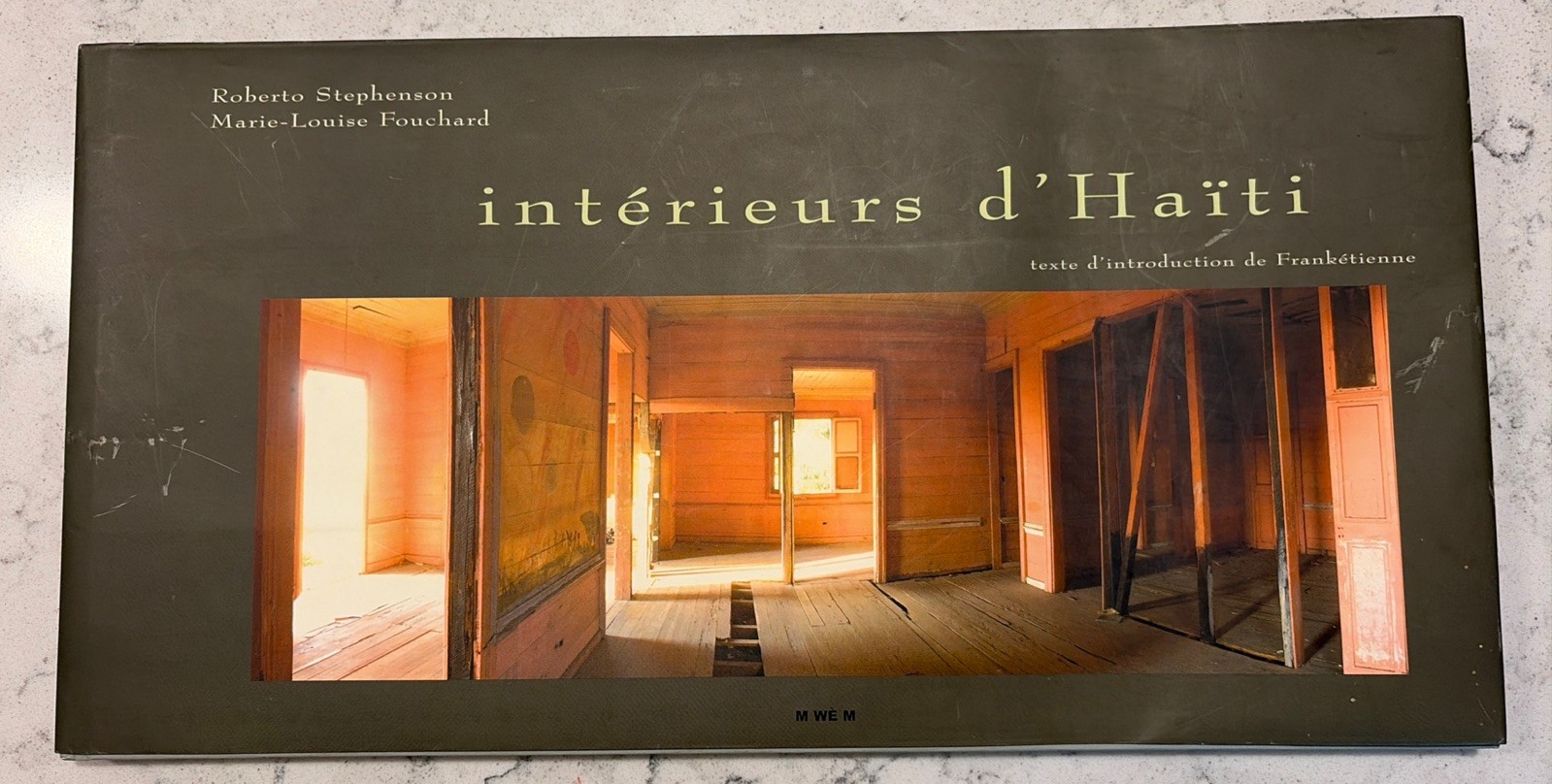 Interieurs d’Haiti Hardcover Architecture Book (French) by Roberto Stephenson