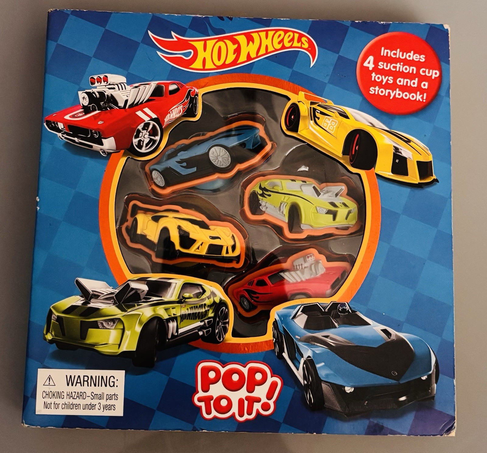 Hot Wheels Pop To It Storybook with 4 Suction cup toys NEW Ages 3 and Up