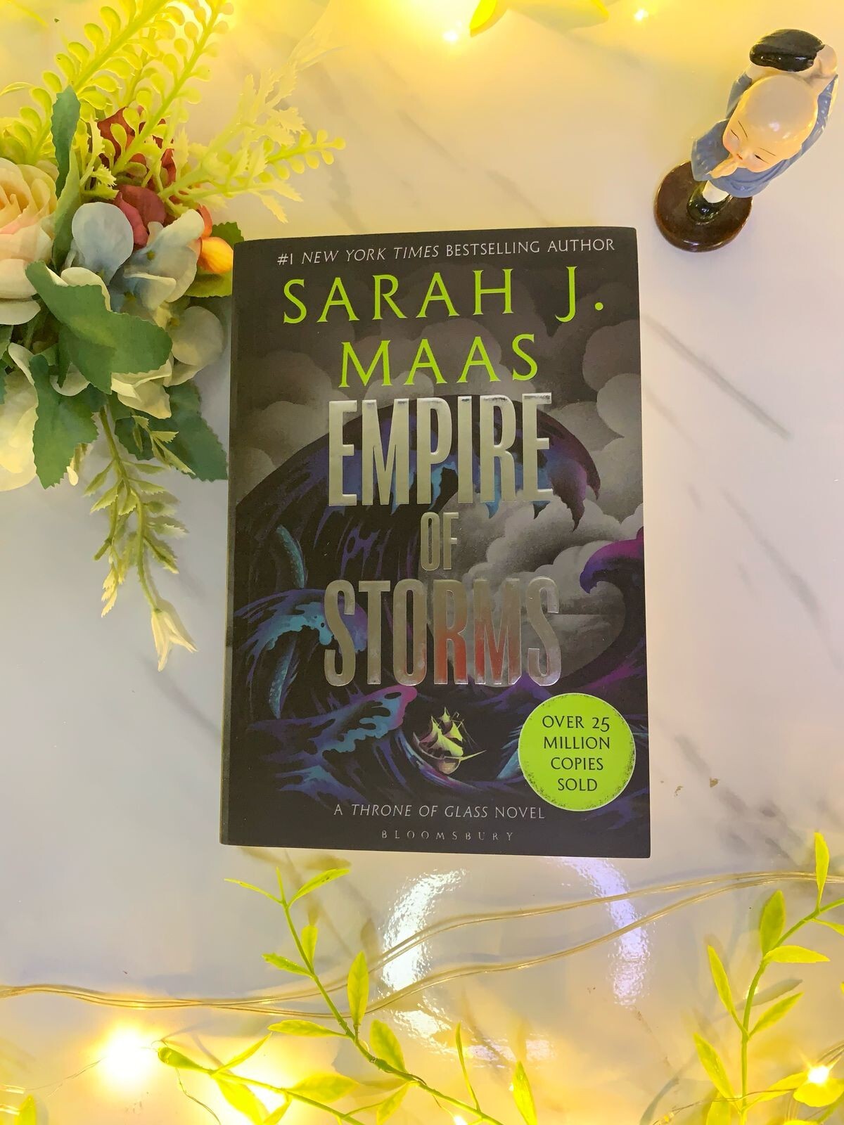 Throne of Glass by Sarah J. Maas Box Set (Paperback, 2023, Bloomsbury )