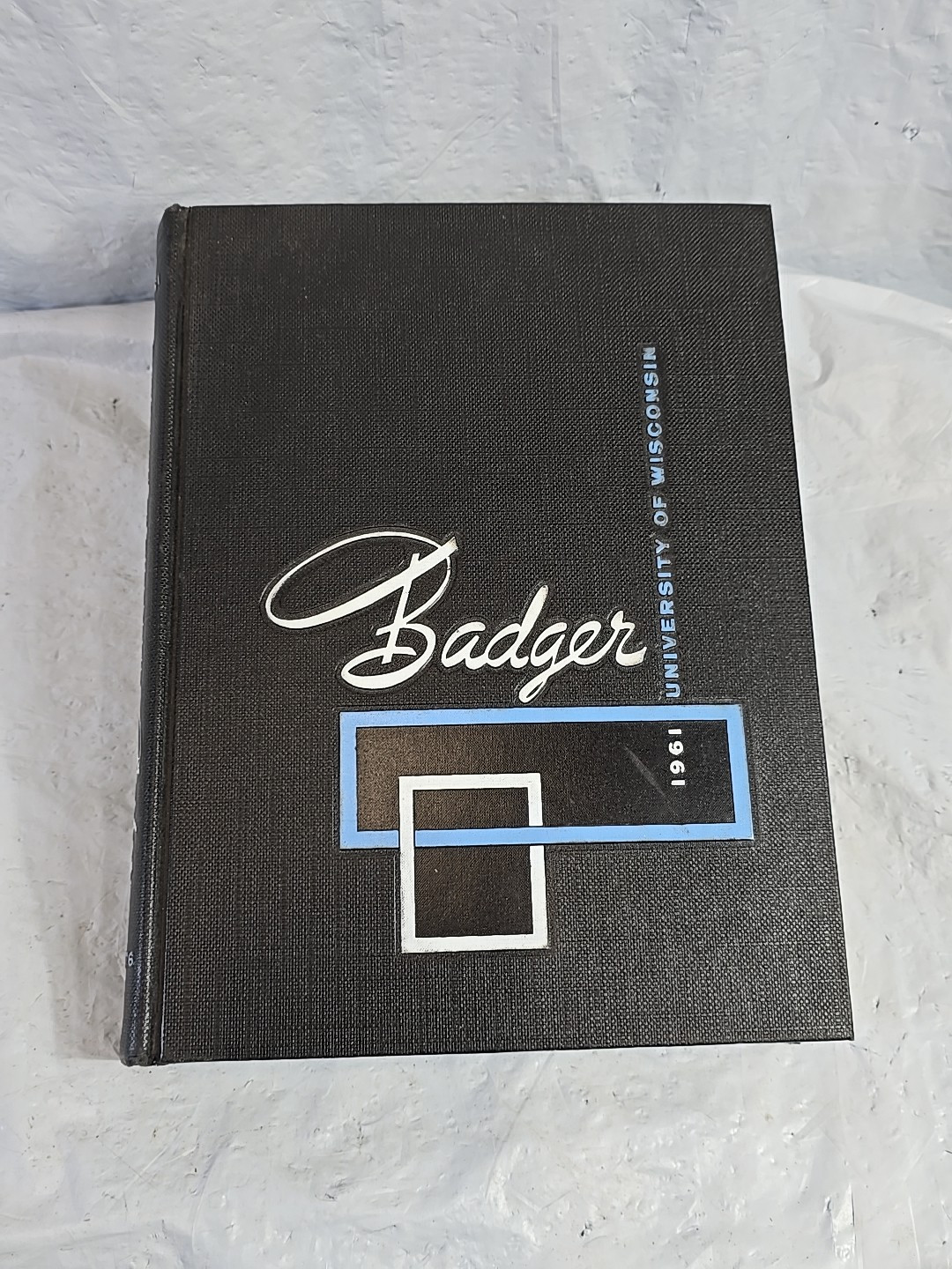 1961 University of Wisconsin Annual Yearbook The Badger 512 pages NO SIGNATURES