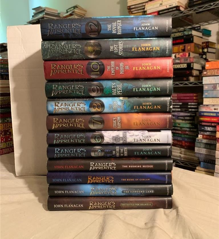 Lot 12 Ranger’s Apprentice Series 1-12 John Flanagan The Ruins of Gorlan HC VGC!