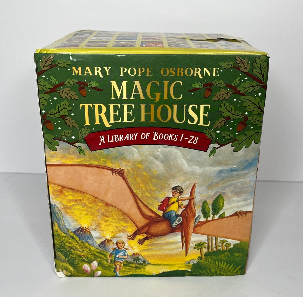A Library of Magic Tree House Books 1-28 BoxedSet Mary Pope Osborne-Paperback C3