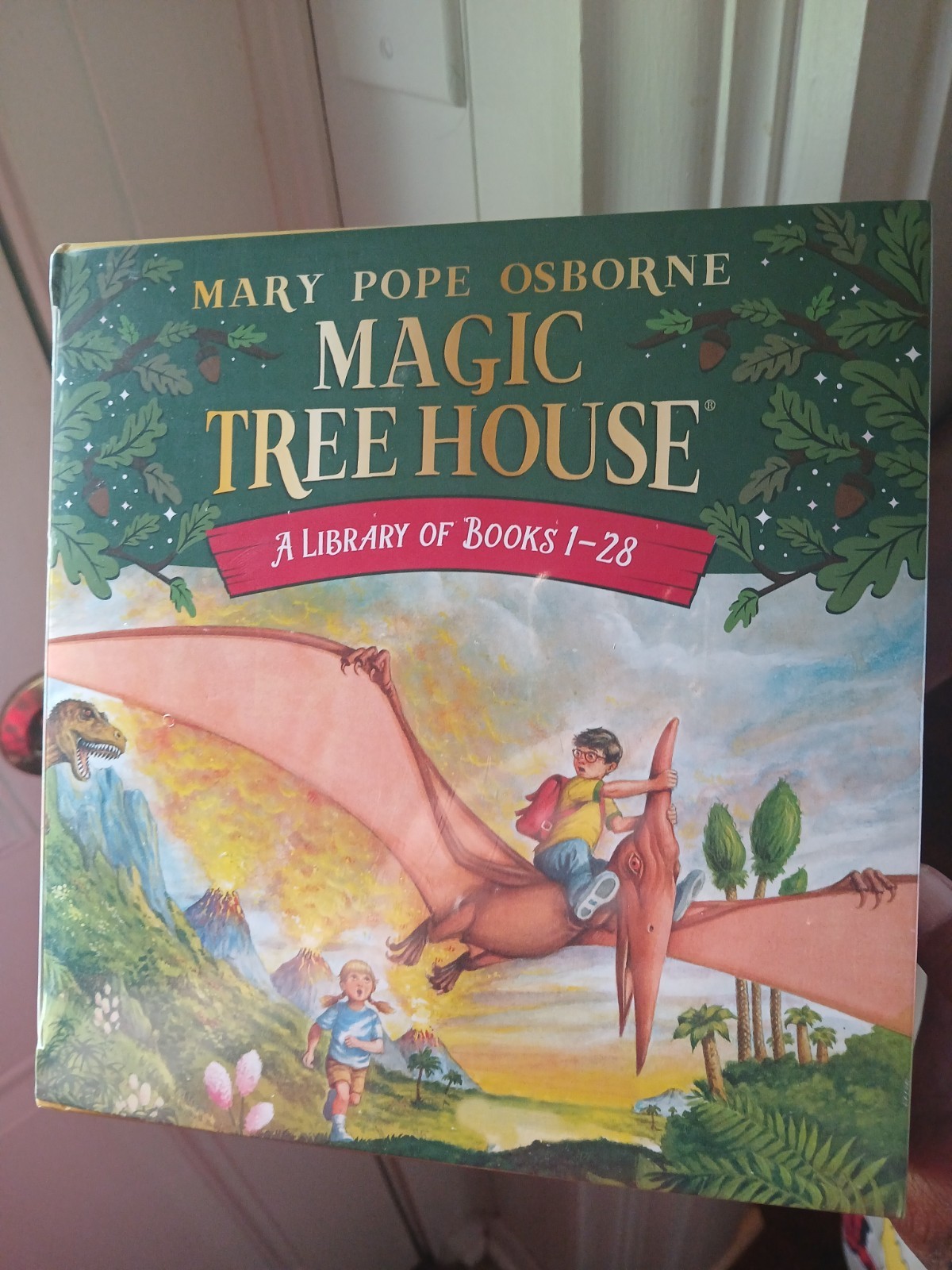 Magic Tree House Boxed Set 1-28 Brand New