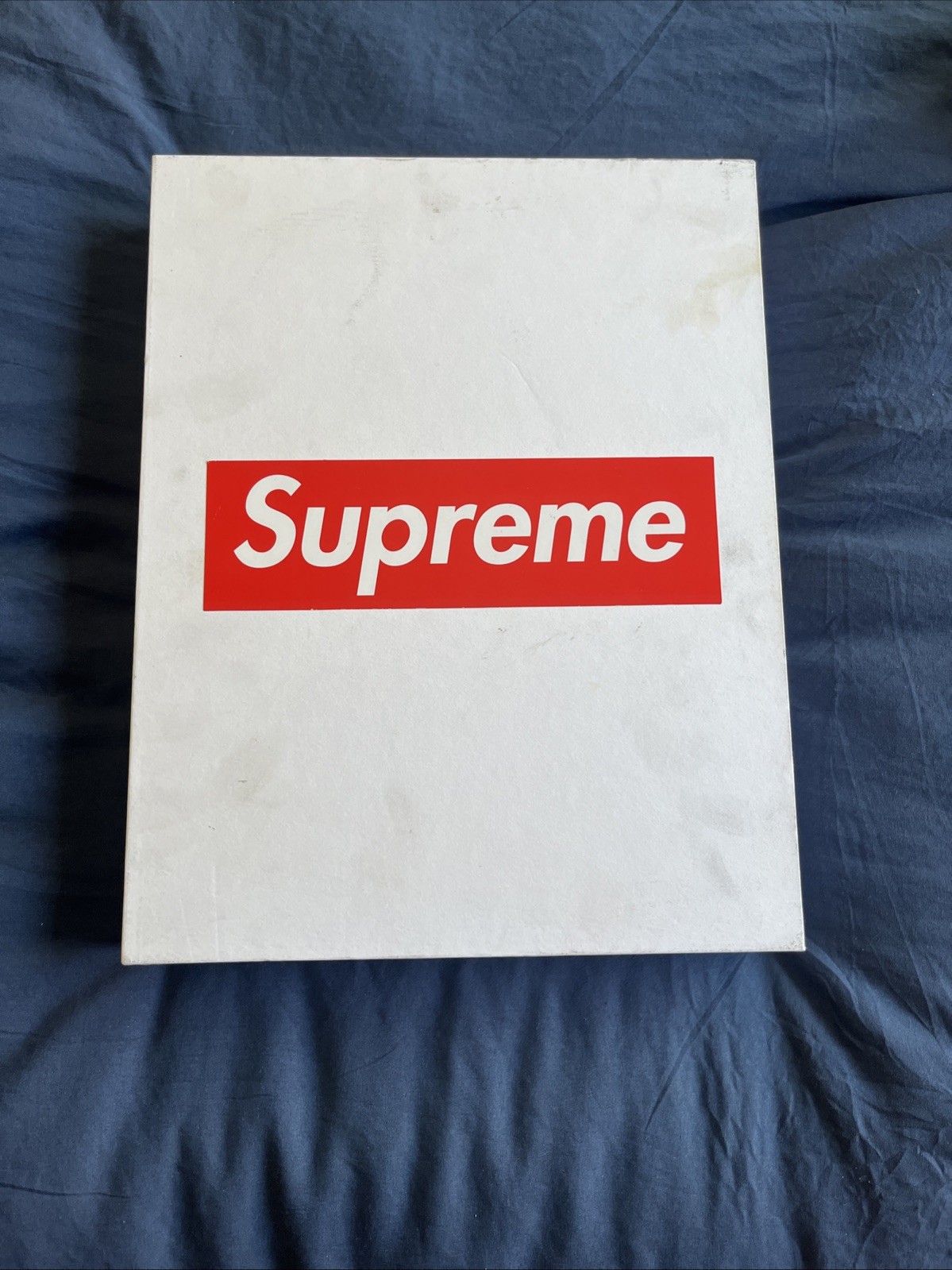 SUPREME PHAIDON NEW YORK LOOK BOOK Vol 2 HARDCOVER FW19 WEEK 13 BRAND NEW SEALED