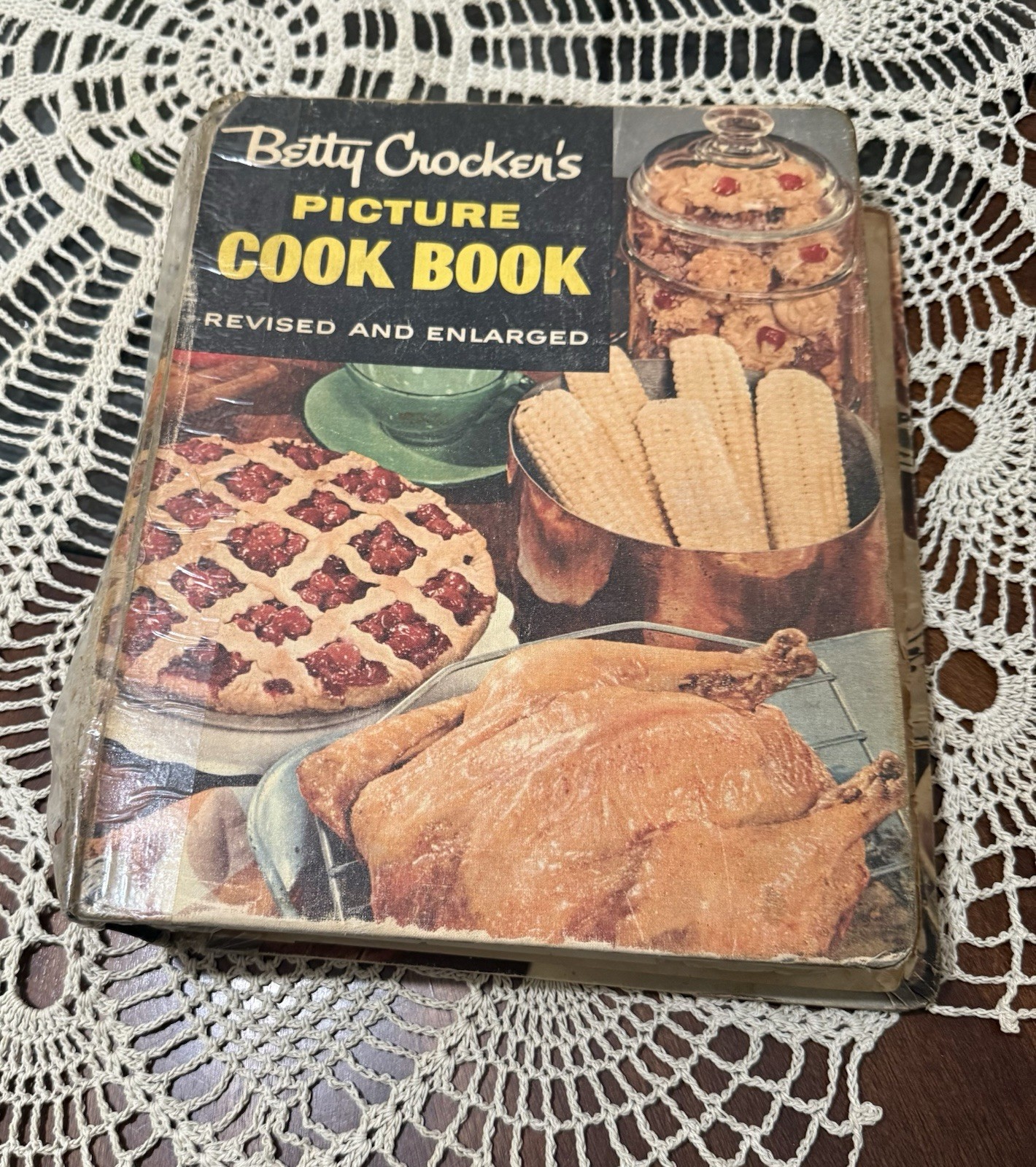 Betty Crocker’s Picture Cook Book Revised Enlarged 1956 HC 2nd Edition 2nd Print