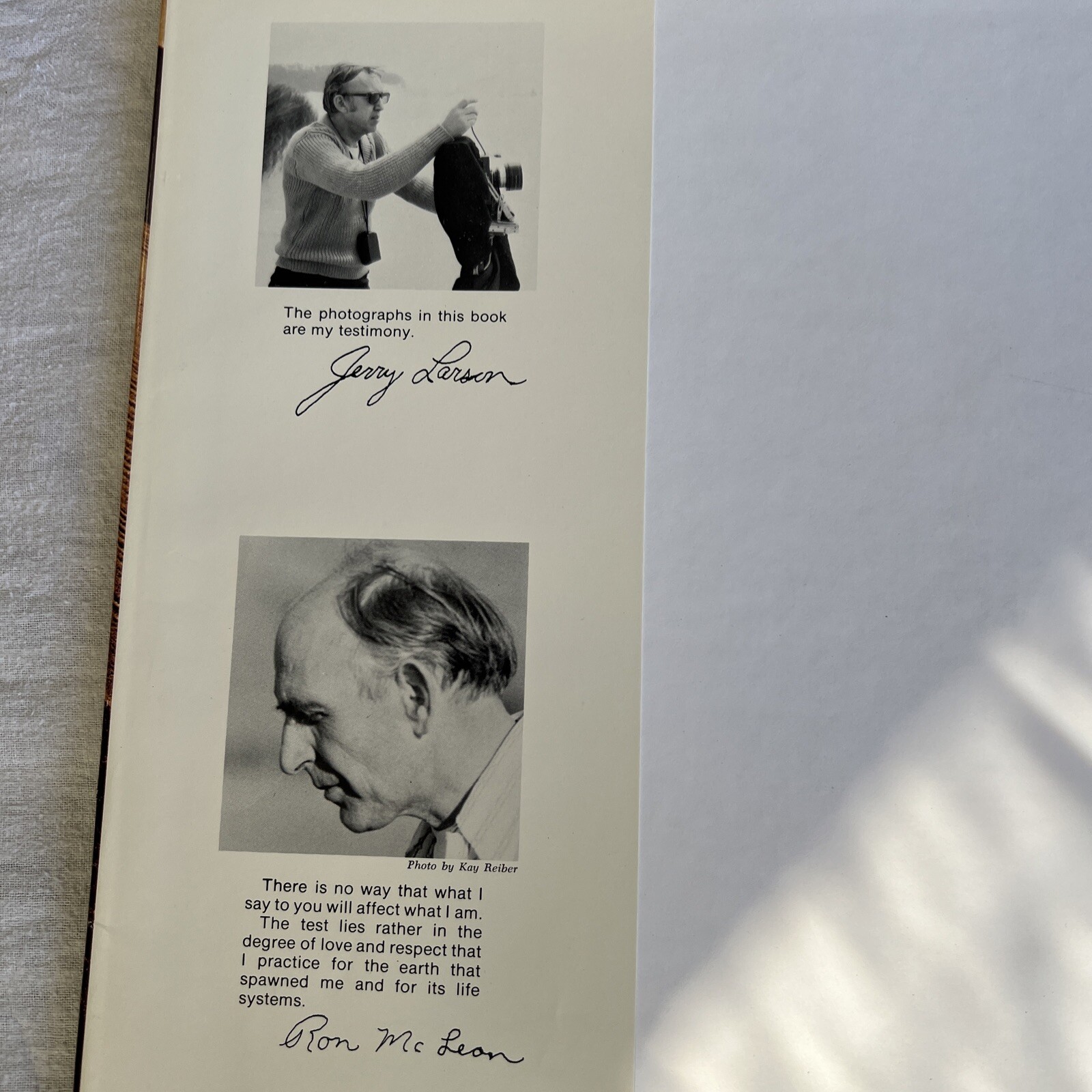 THE LIVING DUNES by JERRY LARSON 1976 Hard Cover Dust Cover 1st Edition- Signed*