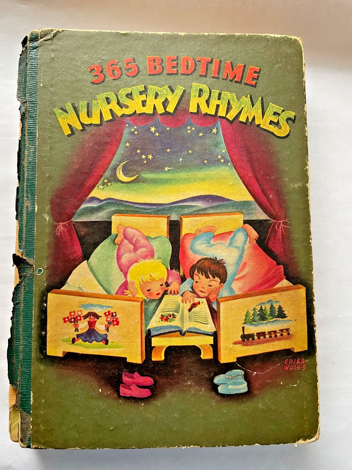 1946 – 365 Bedtime Nursery Rhymes Whitman Illustrated by Francis Kirn Vintage