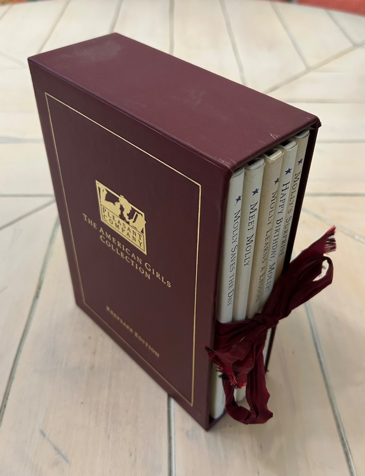 Pleasant Co AG Molly 1st Ed RARE UNNUMBERED Keepsake Hardcover 5 book set