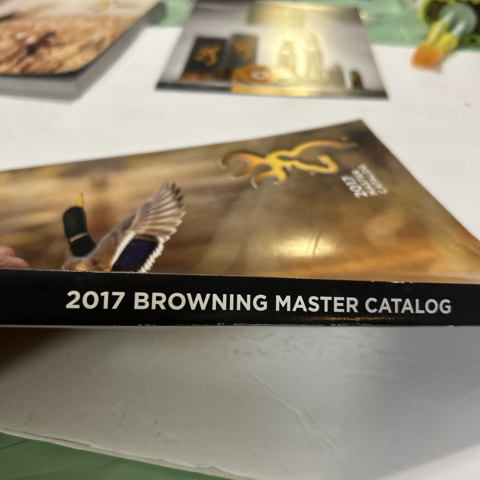 2017 BROWNING MASTER CATALOG Reference Hunting / Rifle / Shotgun / Clothes