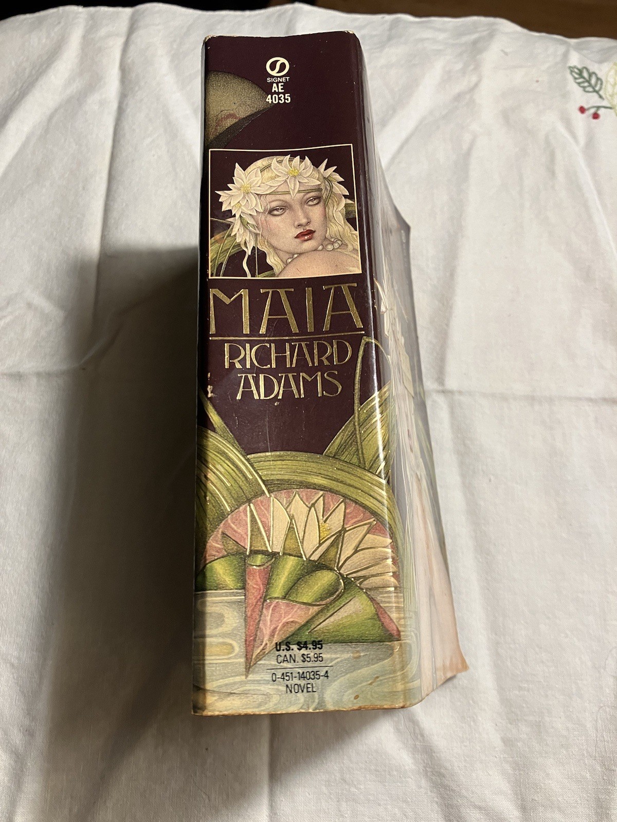 Maia By Richard Adams Signet First Printing 1986