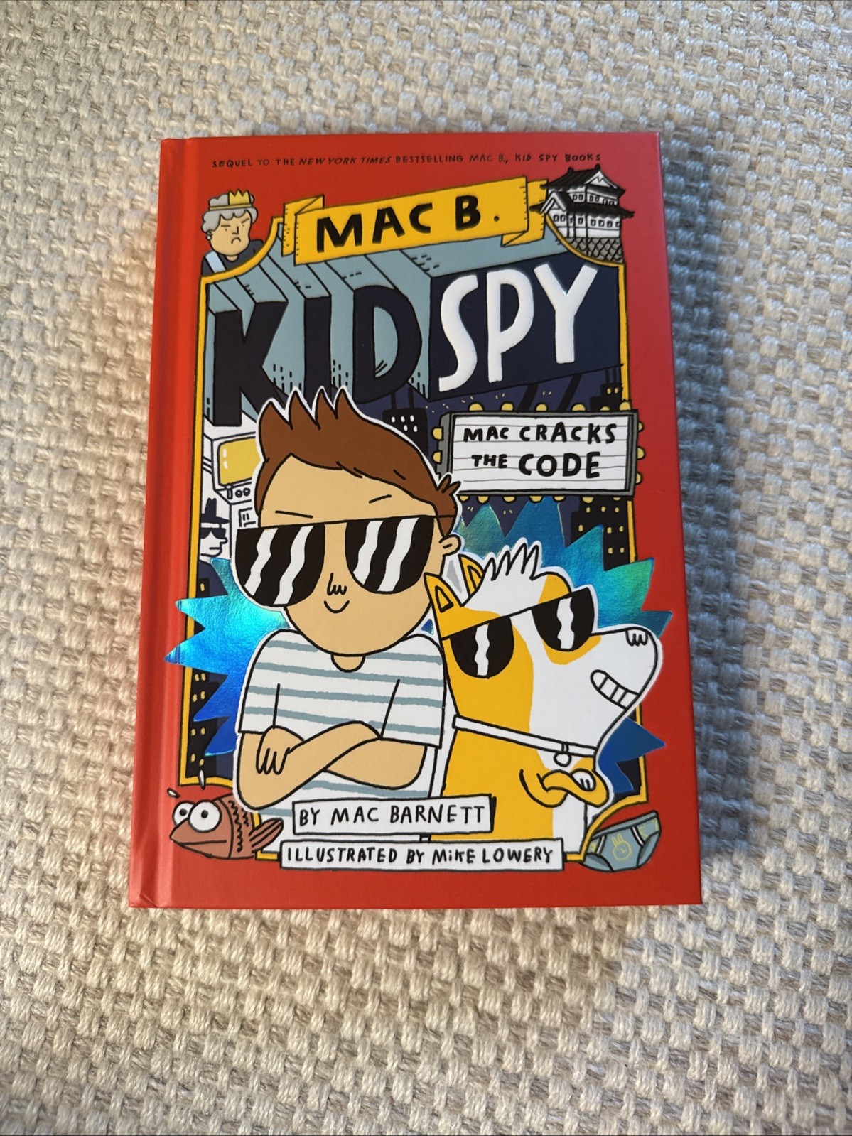 Mac Cracks the Code (Mac B. , Kid Spy #4) by Mac Barnett (2019, Hardcover)