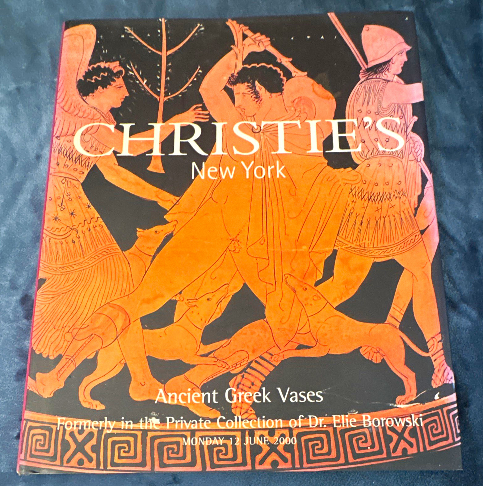 Christie’s New York Illustrated Auction Catalog Ancient Greek Vases 2000 English