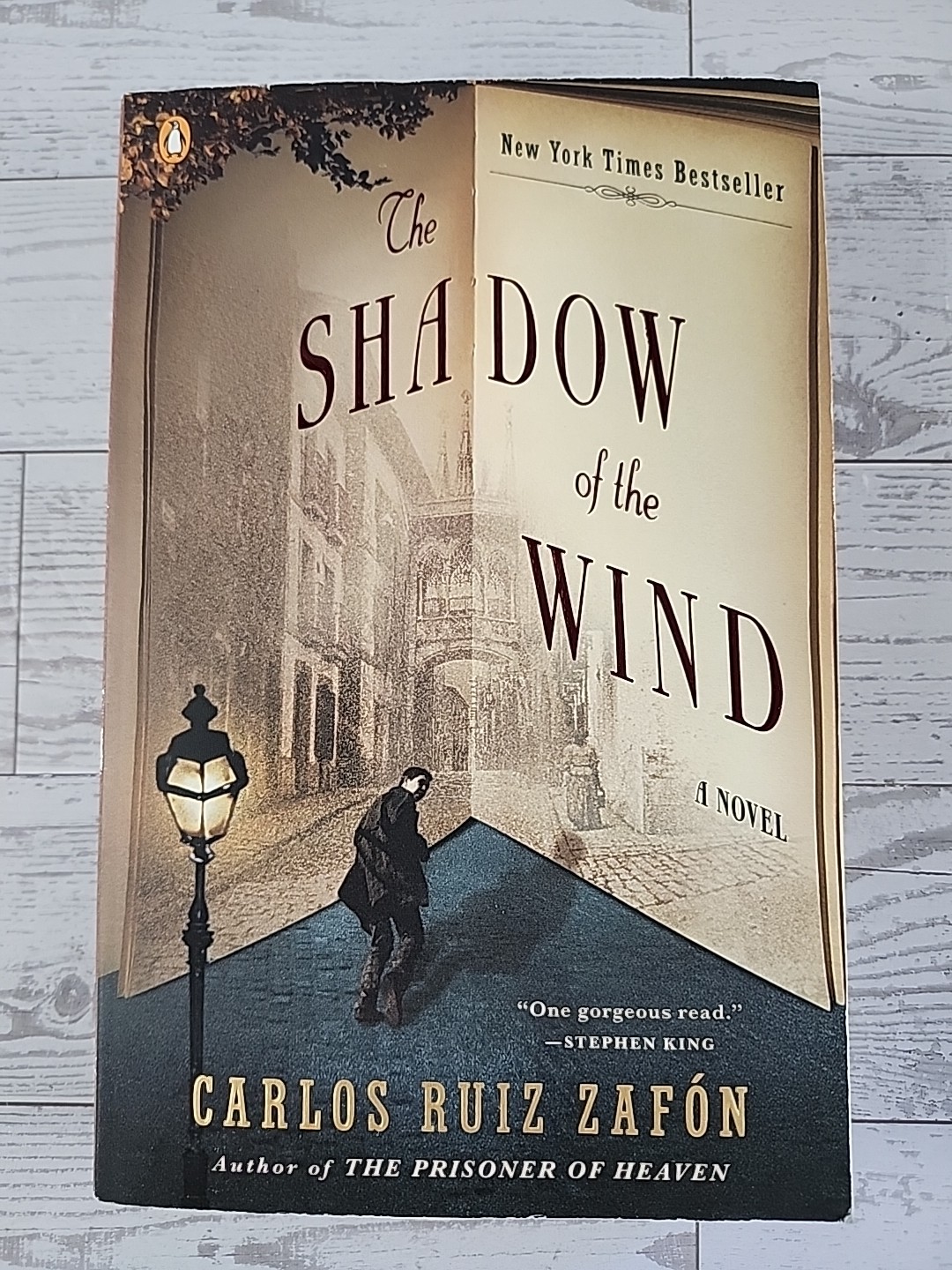The Shadow of the Wind By Carlos Ruiz Zafón, paperback Good
