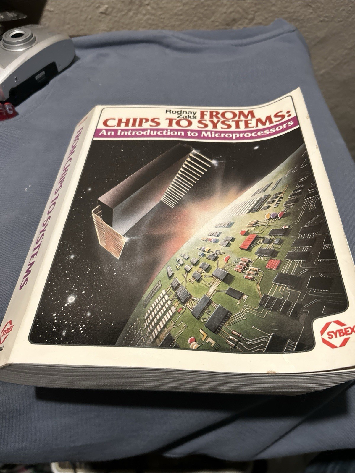 From Chips to Systems: Introduction to M… by Zaks, Rodnay Paperback / softback